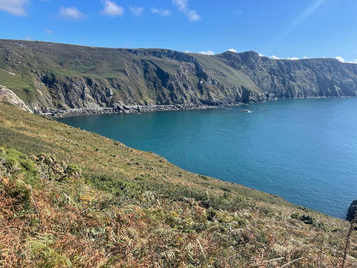 The Dairy @ Trefechan Wen Goodwick 外观 照片