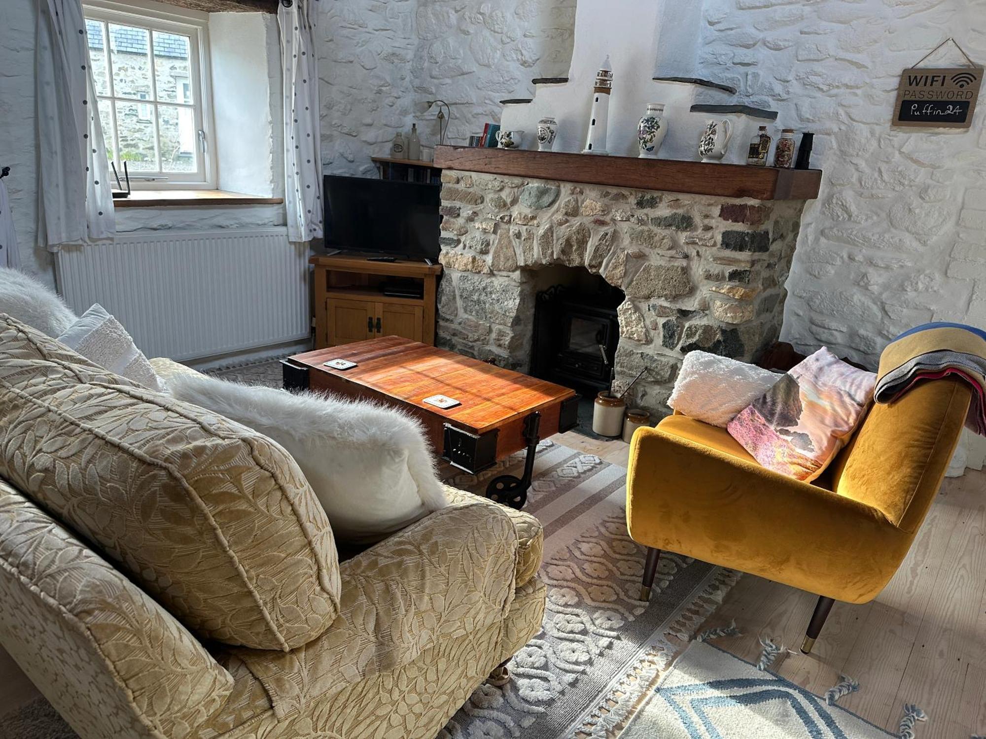 The Dairy @ Trefechan Wen Goodwick 外观 照片